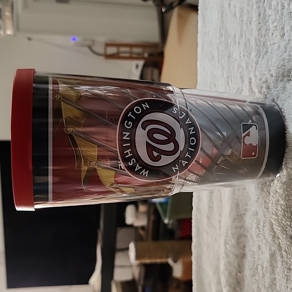 2019 World Series Champions Tervis 24oz Tumbler with Lid, NWT
